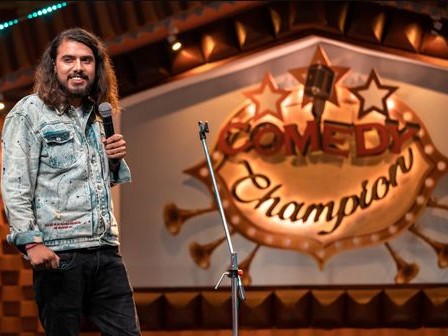 भरतमणिले जिते कमेडी च्याम्पियन सिजन २ उपाधि